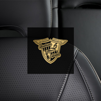 За алкантара и кожа За алкантара и кожа